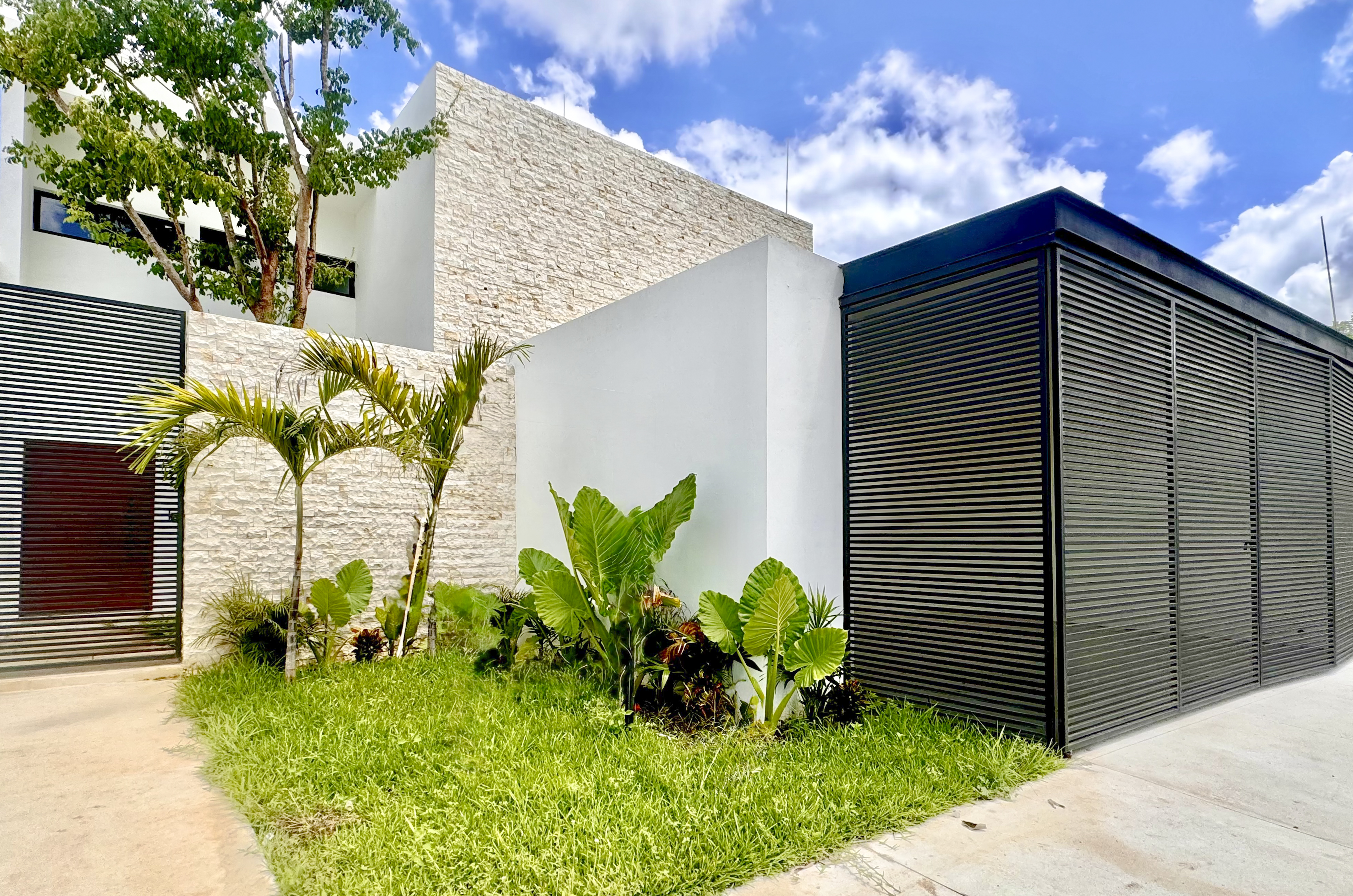 1776-Casa-en-venta-en-Dzitya-Merida-de-4-recamaras-con-alberca (3).jpg